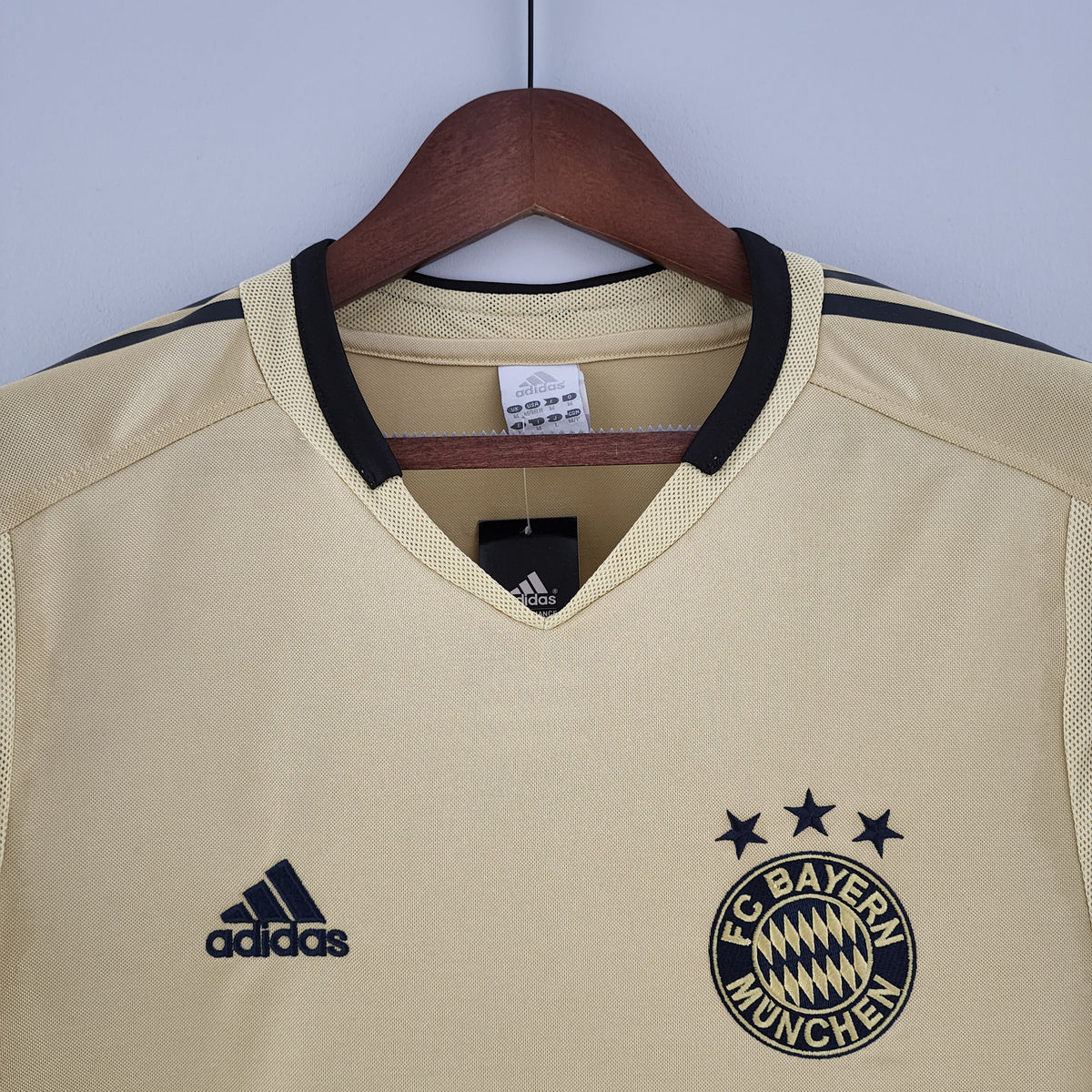 BAYERN MÚNICH I 2004 HOMBRE (RETRO)