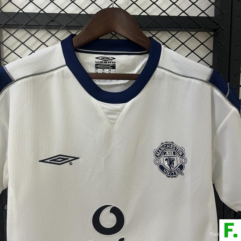 00/01 Retro Manchester United Away Jersey