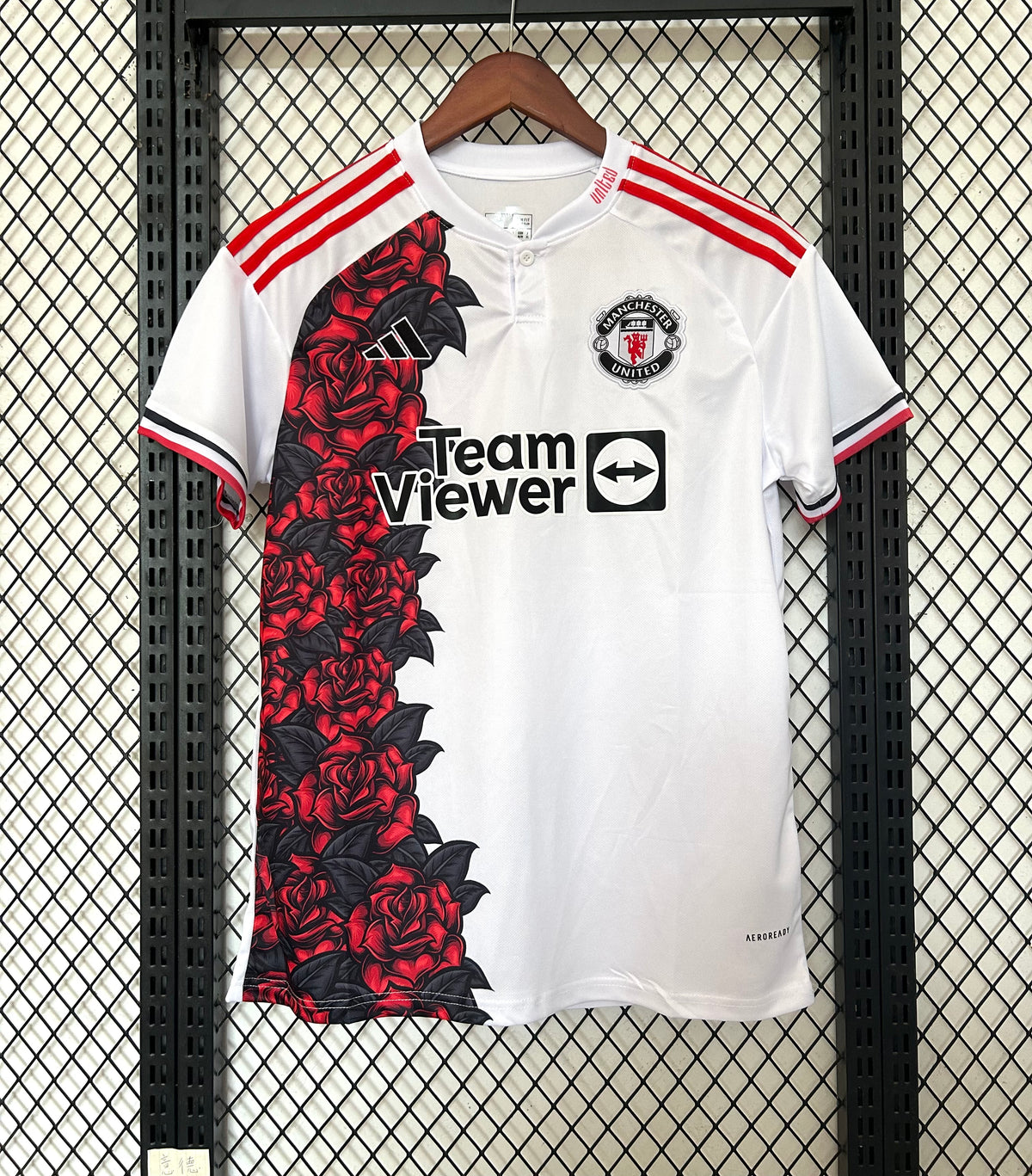 25/26 MANCHESTER UNITED SPECIAL EDITION WHITE