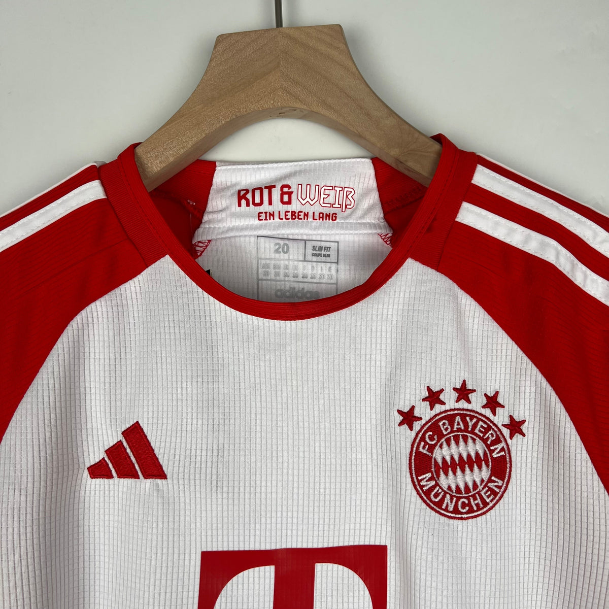 KIT INFANTIL BAYERN MÚNICH I 23/24
