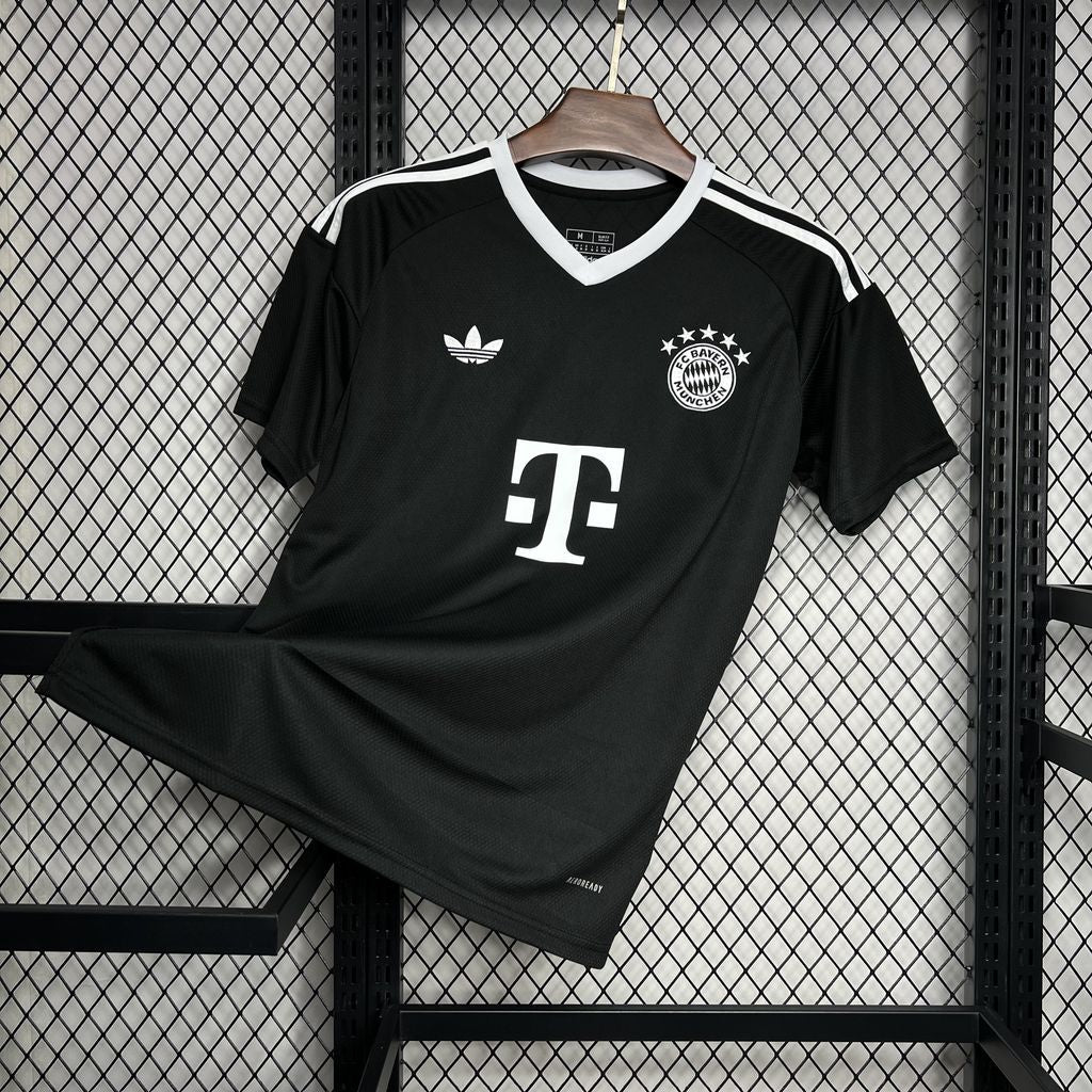 PORTERO DEL BAYERN MÚNICH I 24/25 HOMBRE - NEGRO
