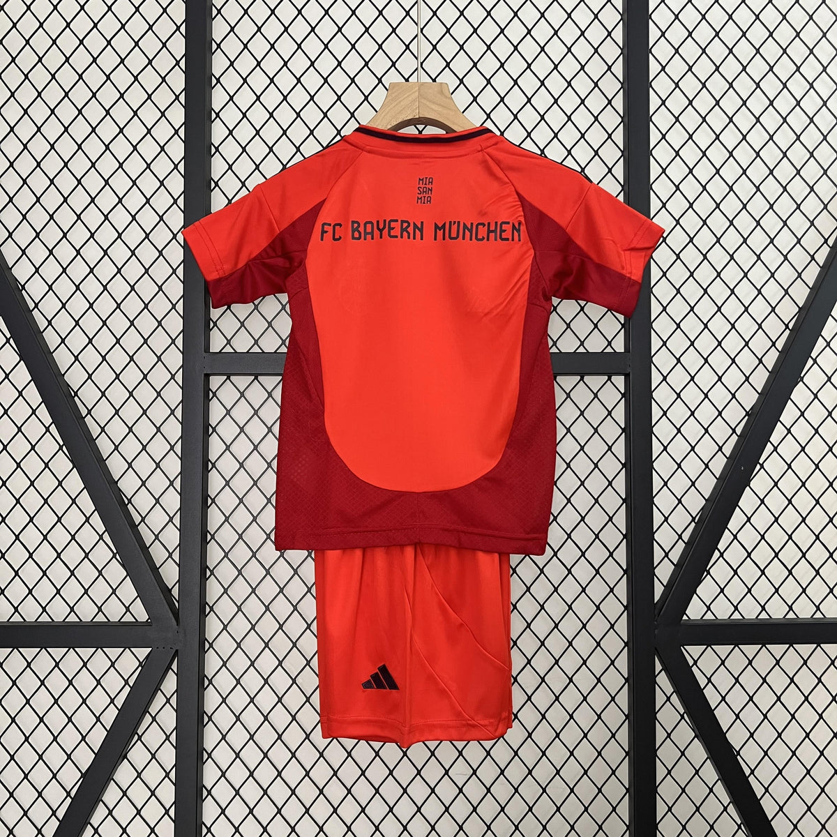 KIT INFANTIL BAYERN MÚNICH I 24/25