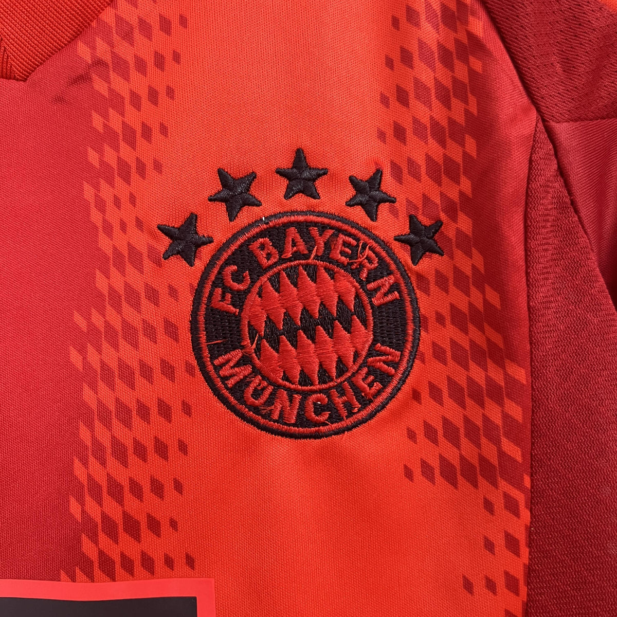 KIT INFANTIL BAYERN MÚNICH I 24/25