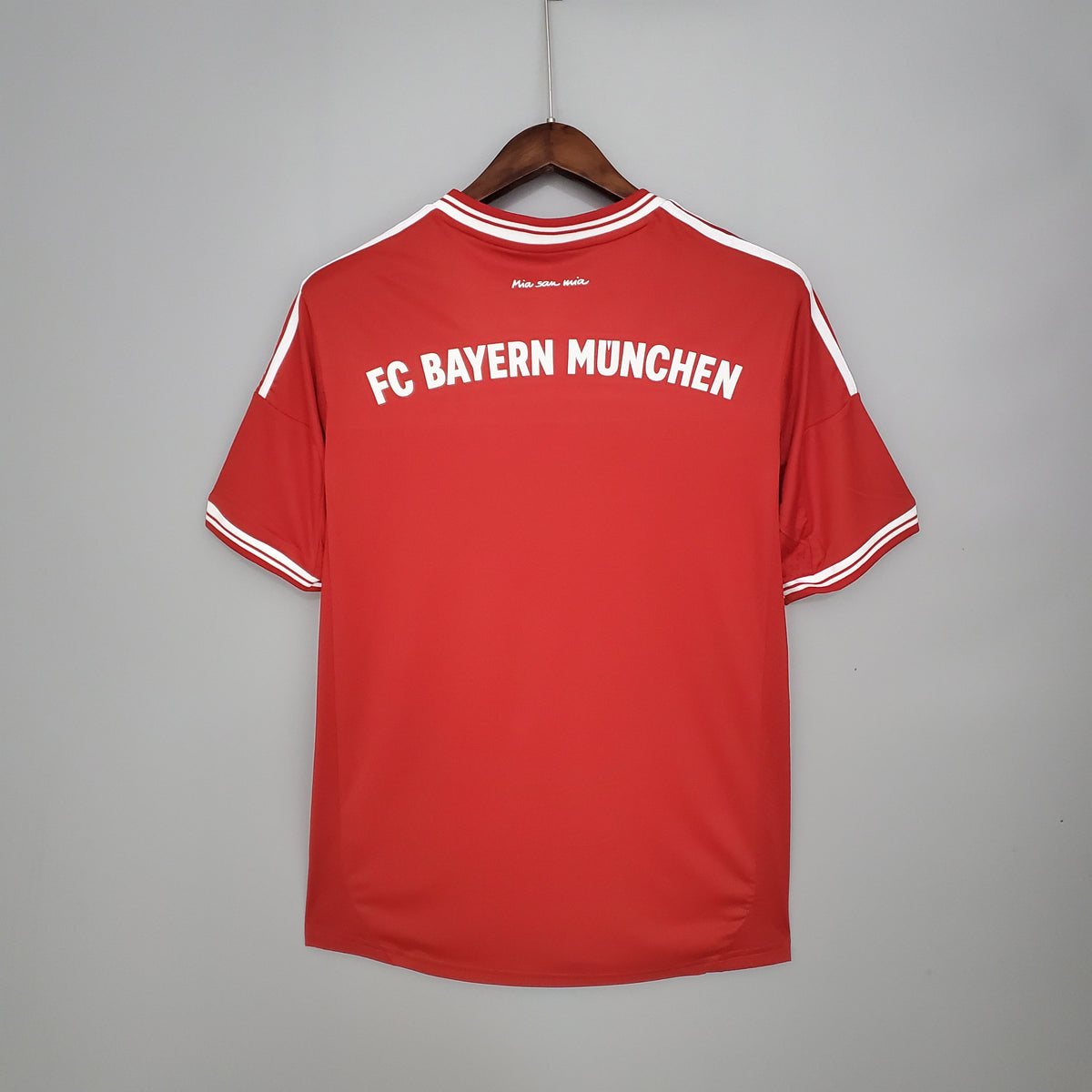 BAYERN MÚNICH I 2013 HOMBRE (RETRO)