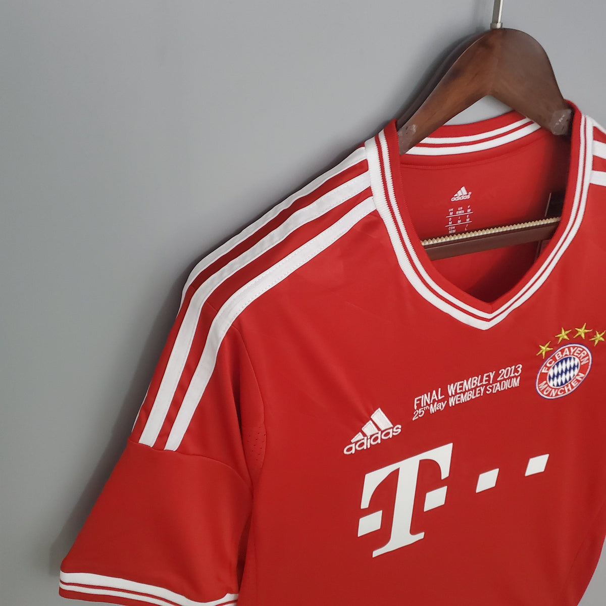 BAYERN MÚNICH I 2013 HOMBRE (RETRO)