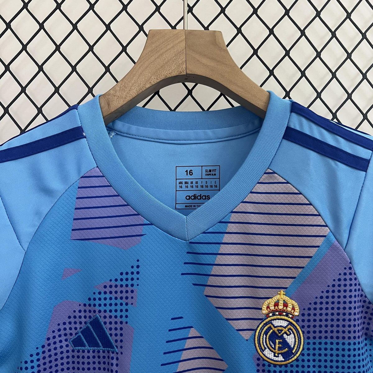 REAL MADRID GOALKEEPER/GOALKEEPER I 24/25 KIDS KIT