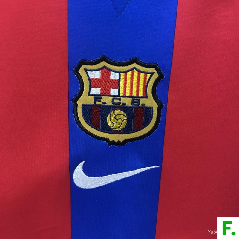 01/02 Retro Barcelona Home Jersey