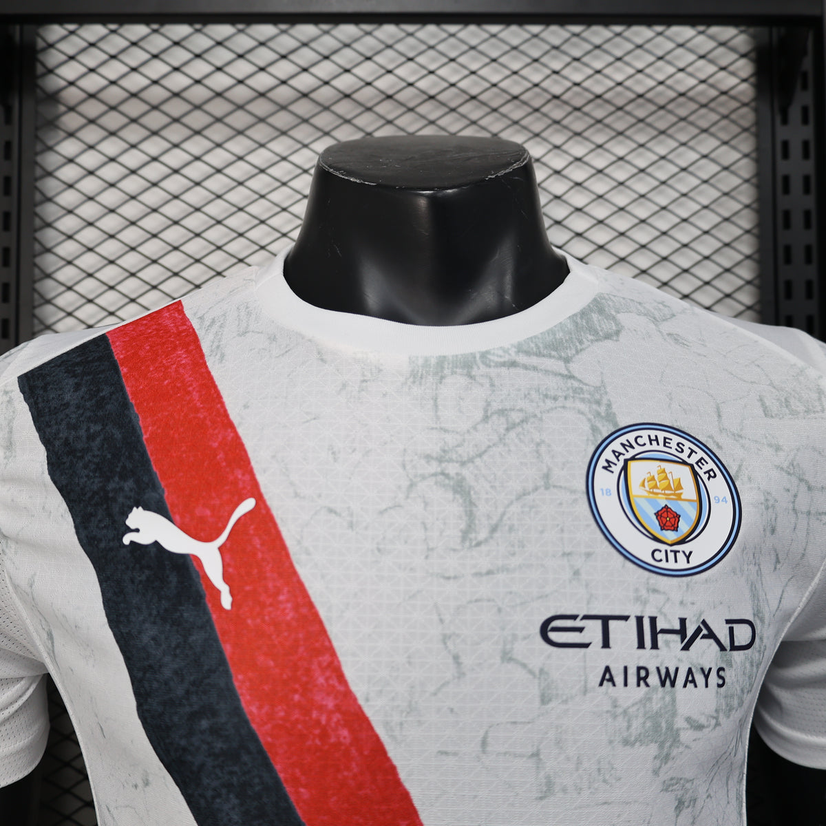 25/26 MANCHESTER CITY AWAY PLAYER VERSION